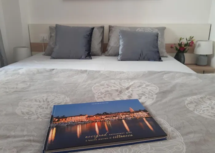 Old Town * Novigrad (Istria)